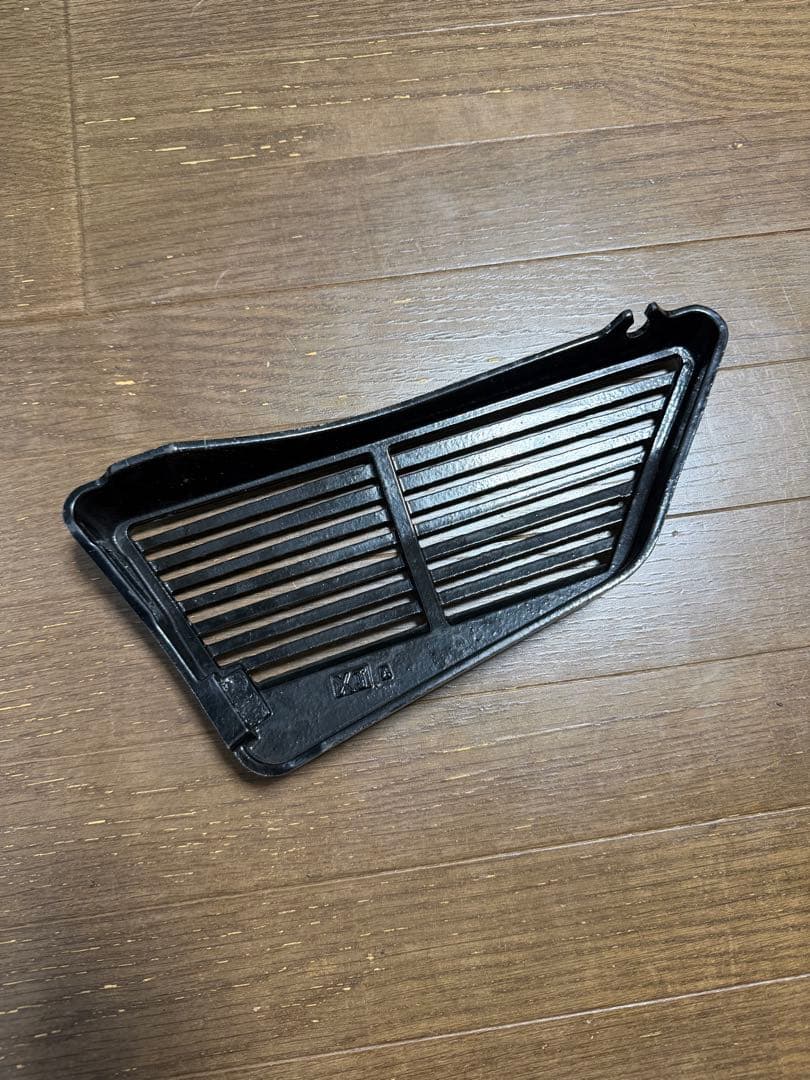 Beet Side Covers Xj400
