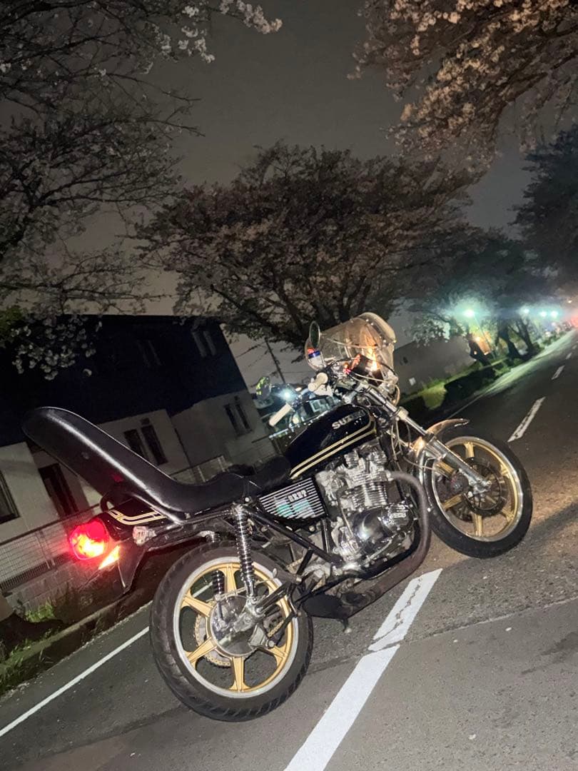 Suzuki Motorcycle Body Gs400 4