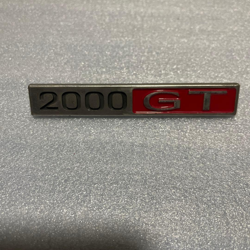 Nissan Emblem C10