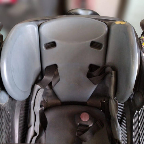 Yamaha Bicycles With Child Seats [937] Pas Kiss