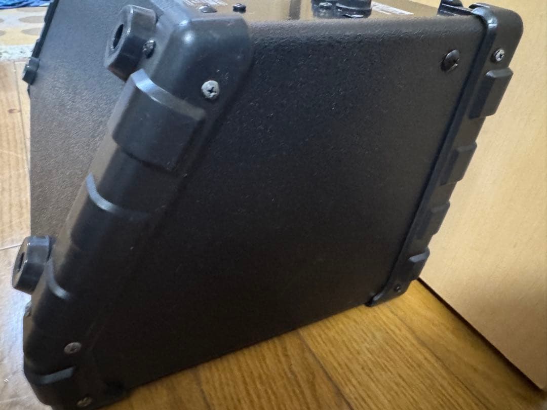 Roland Guitar Amplifiers Cube Street