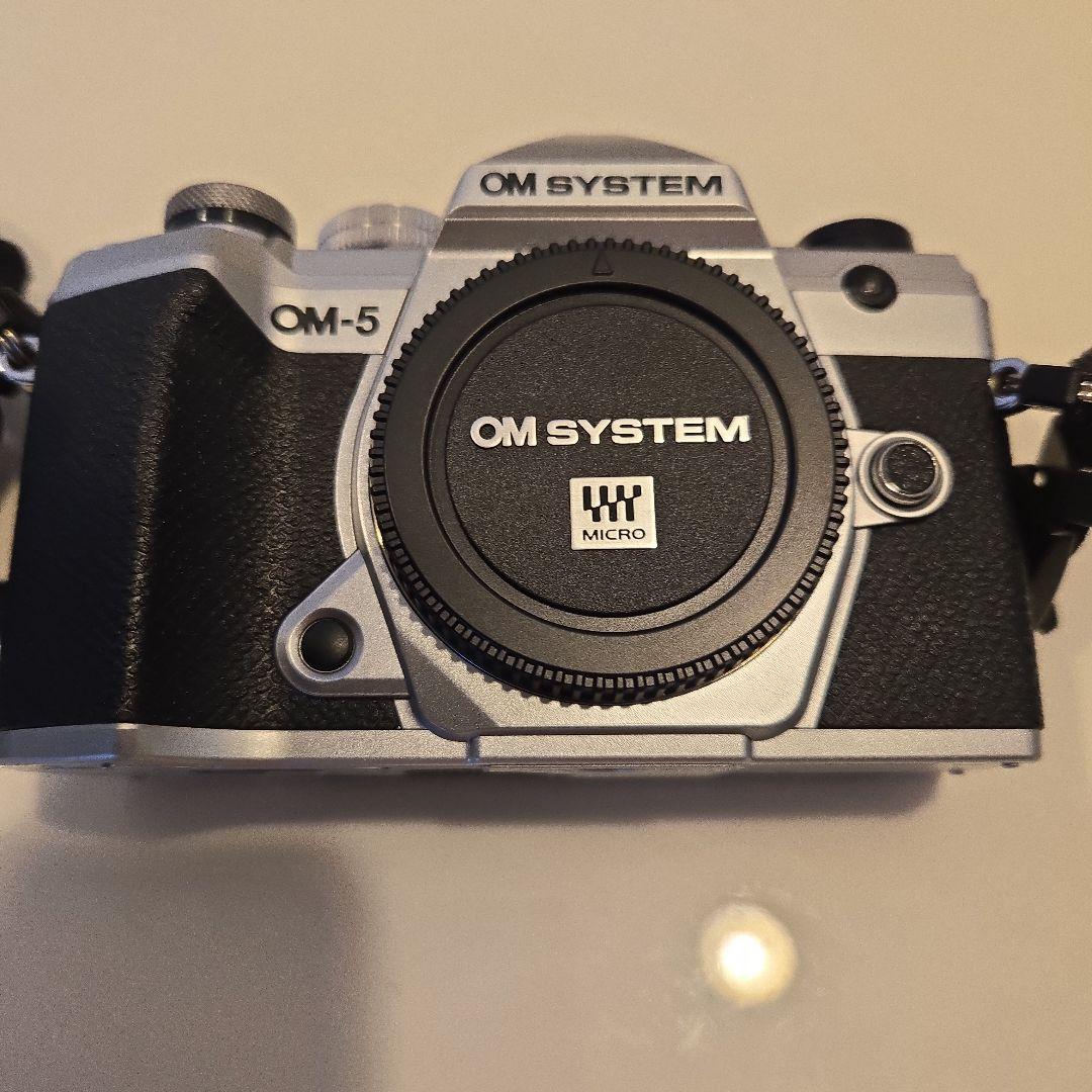 Om System Mirrorless Interchangeable Lens Cameras Om-5