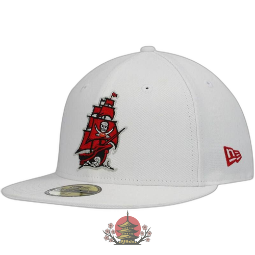 Others Mens New Era White Tampa Bay Buccaneers Omaha Alternate Logo 59Fifty
