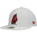 Others Mens New Era White Tampa Bay Buccaneers Omaha Alternate Logo 59Fifty