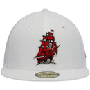 Others Mens New Era White Tampa Bay Buccaneers Omaha Alternate Logo 59Fifty
