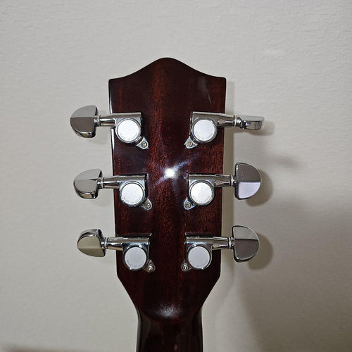 Yamaha Acoustic Guitars Stafford.Newyorrker. Omc-1200S