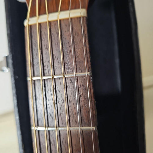Yamaha Acoustic Guitars Stafford.Newyorrker. Omc-1200S
