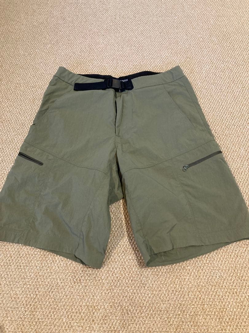 Arc'Teryx Shorts Bermuda 30