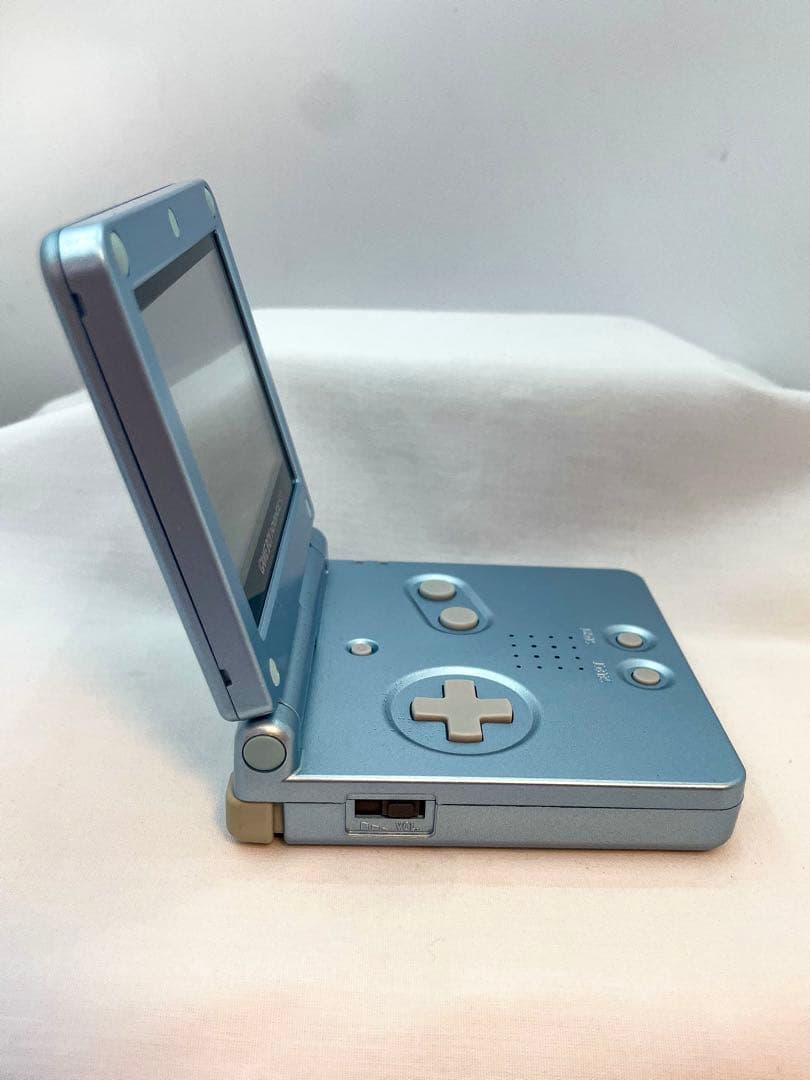 Nintendo Consoles (Game Boy Advance Sp) 3