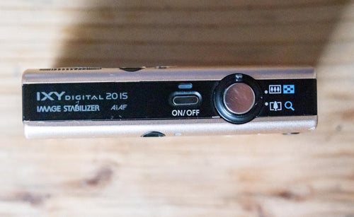 Compact Digital Cameras Canon Ixy 20 Is