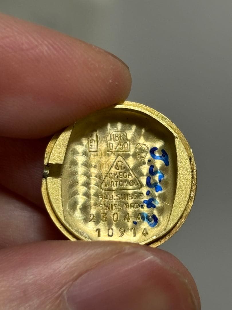 Omega Hand-Wound Watches 18K