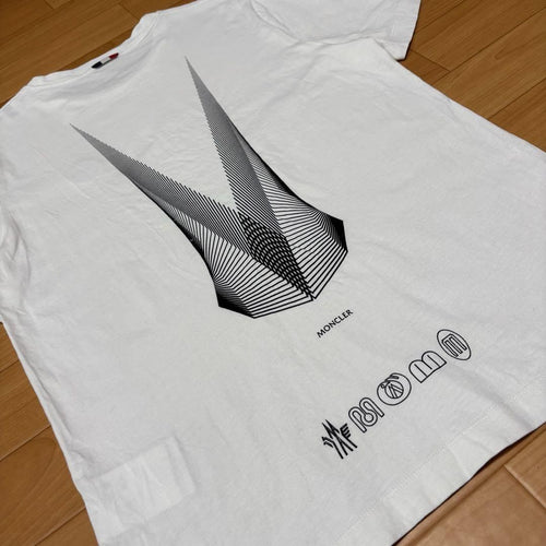 Moncler T -Shirt Xs 5S190