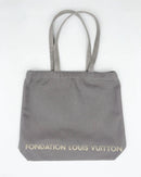 Fondation Louis Vuitton Tote Bags