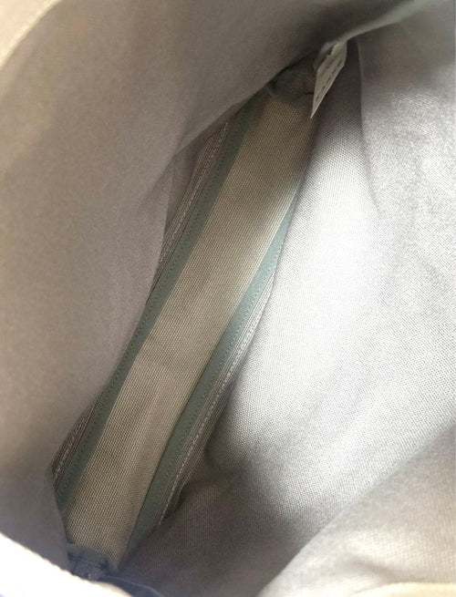 Fondation Louis Vuitton Tote Bags