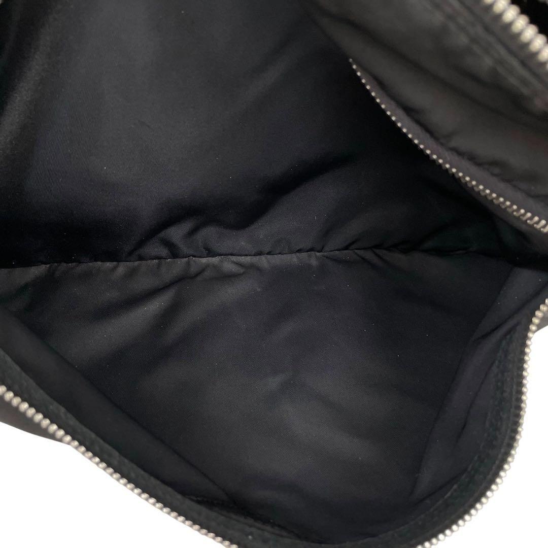 Prada Shoulder Bags 4663