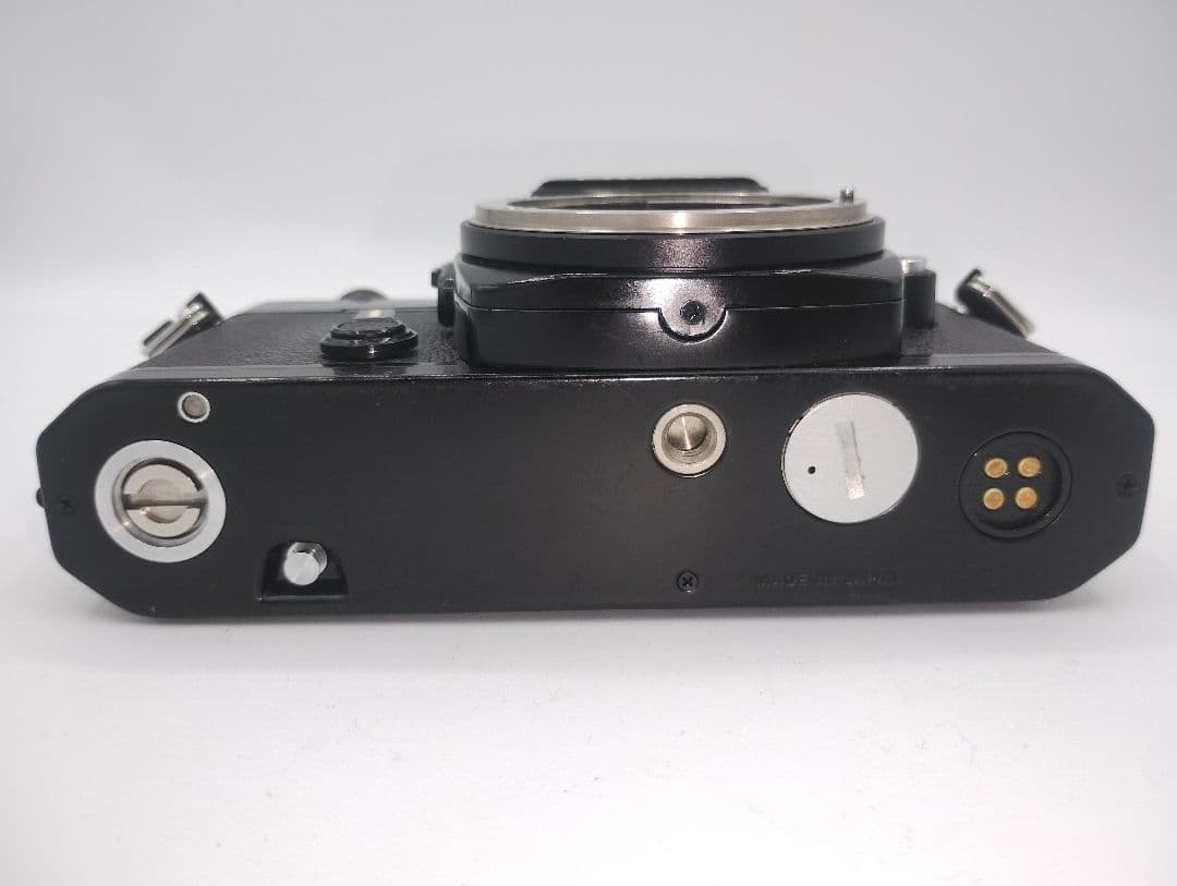 Nikon Slr Camera (Film) Fe