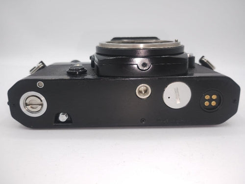 Nikon Slr Camera (Film) Fe