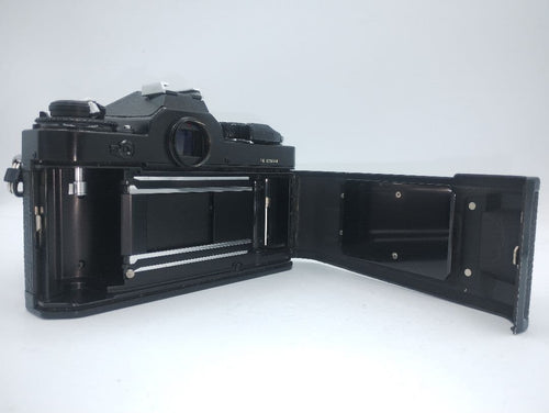 Nikon Slr Camera (Film) Fe