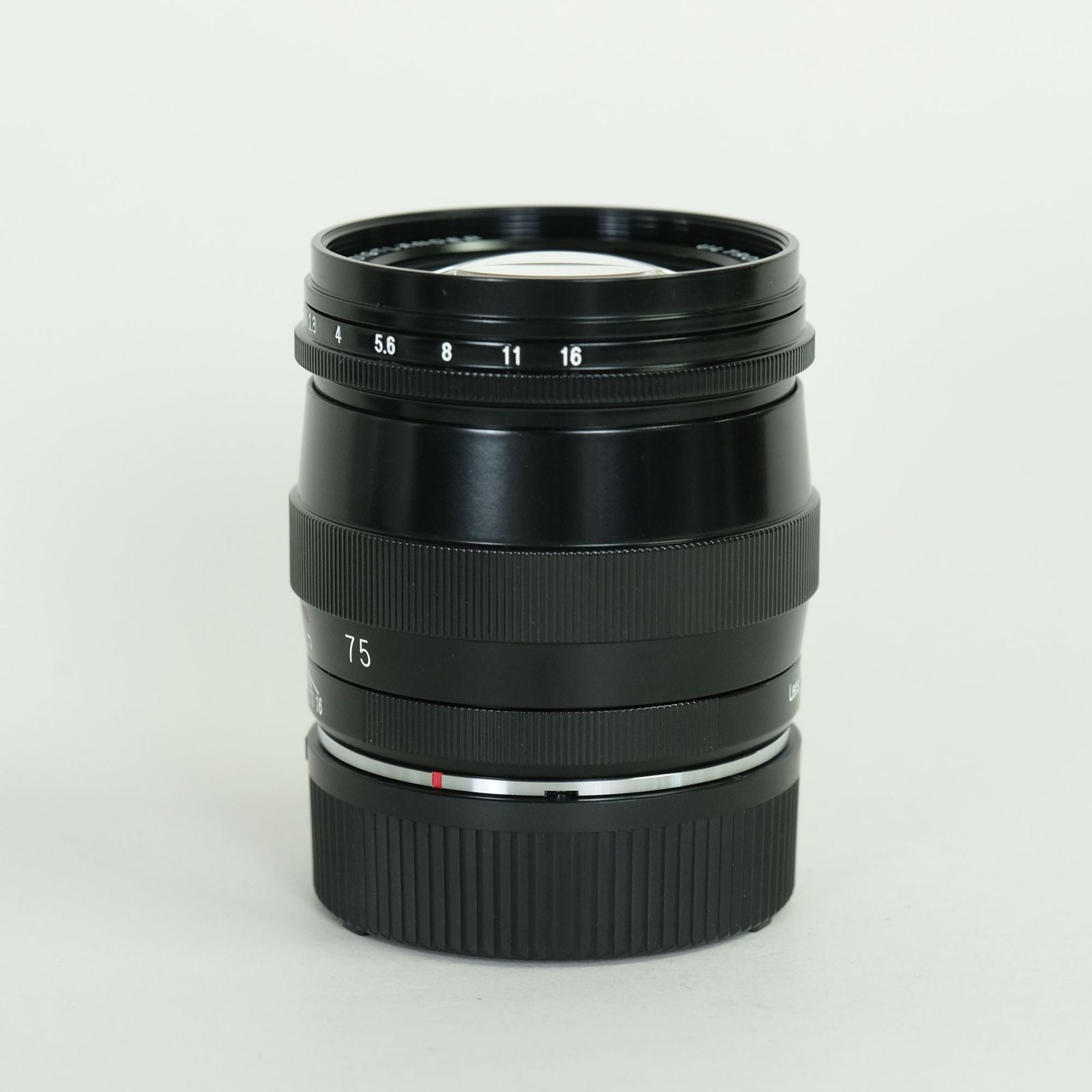 Voigtlander Lens (Single Focus) Ultron F1.9 Sc M Leica