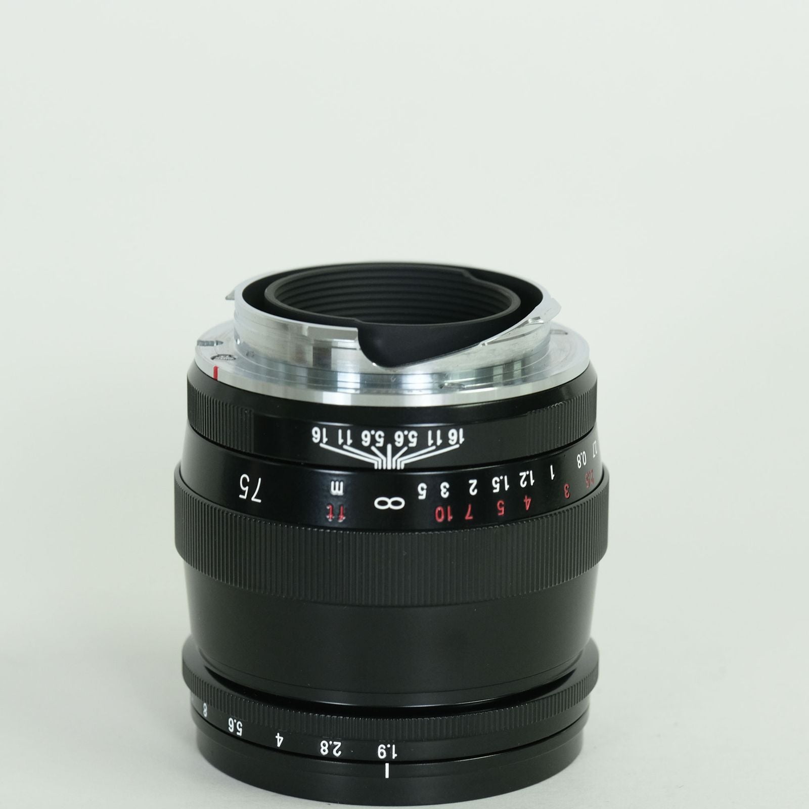 Voigtlander Lens (Single Focus) Ultron F1.9 Sc M Leica