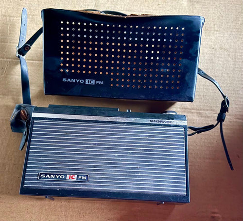 Radio And Boombox Sanyo 10F-B36