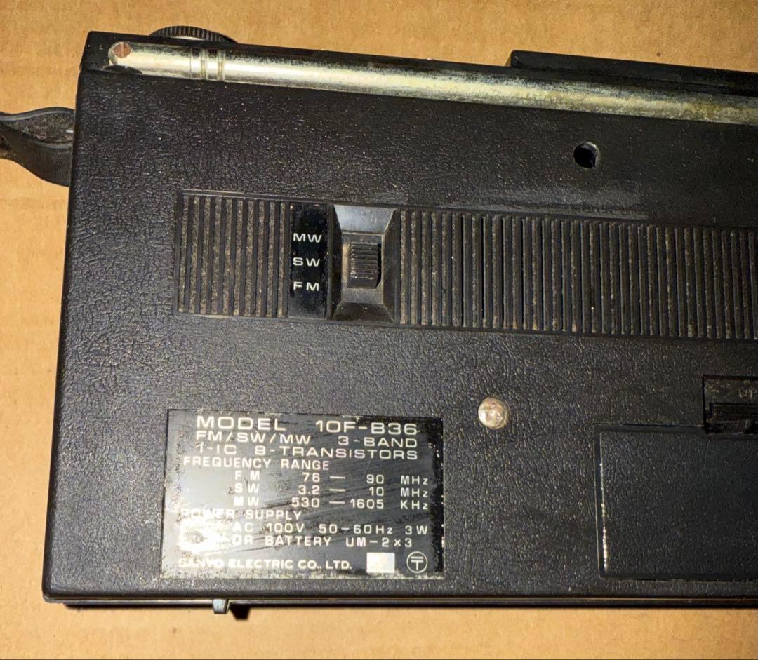 Radio And Boombox Sanyo 10F-B36