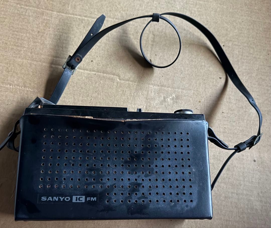 Radio And Boombox Sanyo 10F-B36