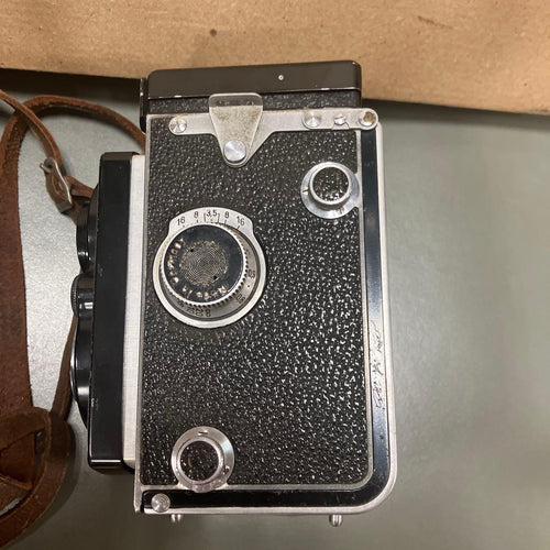 Twin-Lens Reflex Cameras Rolleiflex