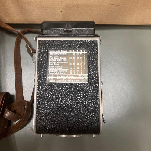 Twin-Lens Reflex Cameras Rolleiflex