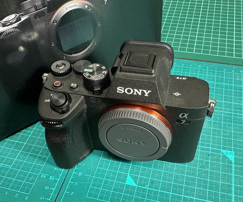 Sony Mirrorless Interchangeable Lens Cameras 7Iv Ilce-7M4