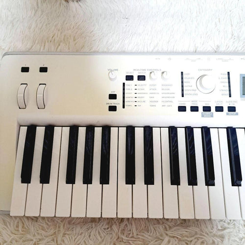Korg Modular Synthesizer Kross 2 Sc 61