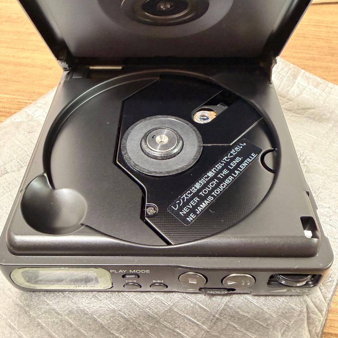 Sony Digital Audio Players Cd D-82