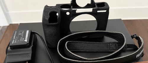Mirrorless Interchangeable Lens Cameras Fujifilm X-S10 15-45 50-230