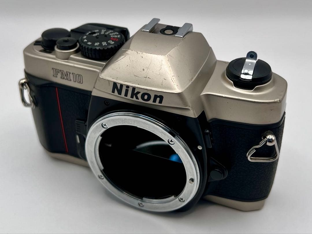 Slr Camera (Film) Nikon Fm10 #32