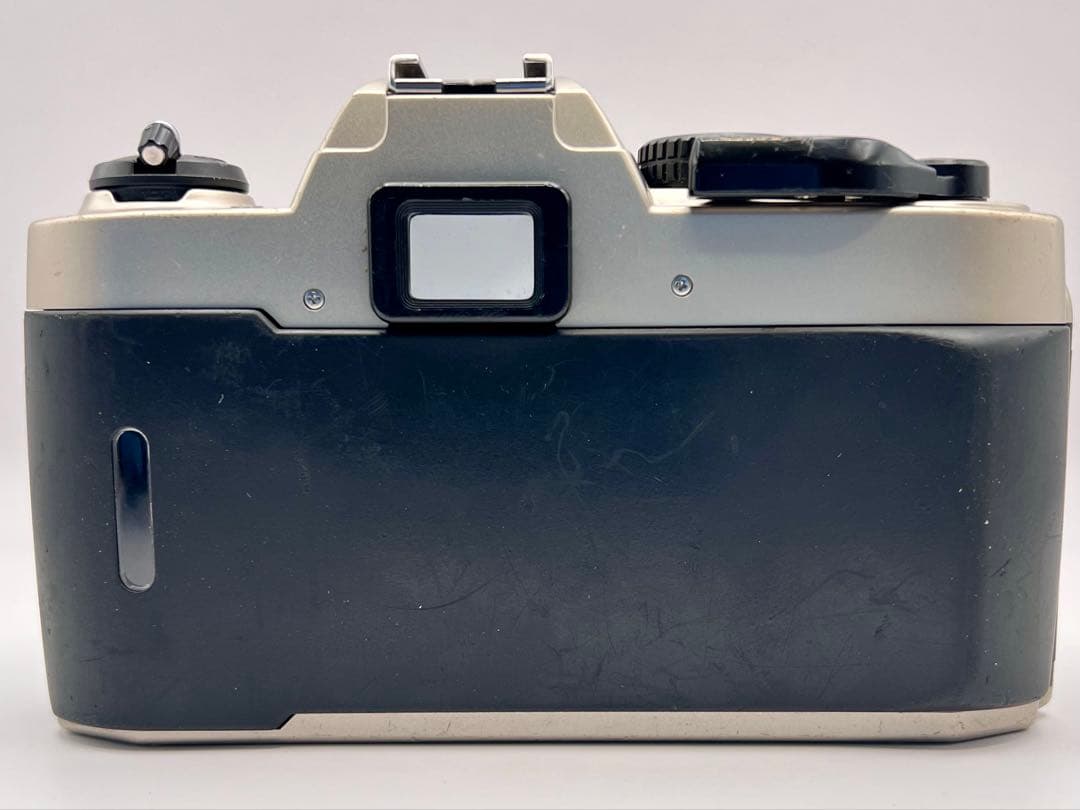 Slr Camera (Film) Nikon Fm10 #32