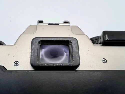 Slr Camera (Film) Nikon Fm10 #32