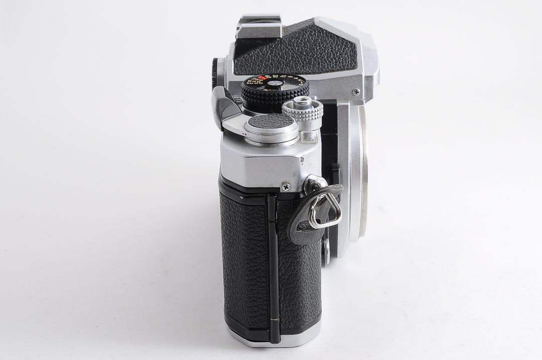 Nikon Slr Camera (Film) Fm @4182