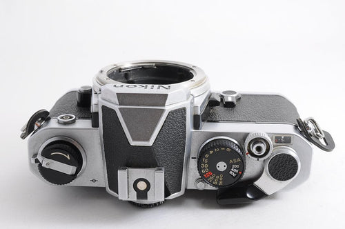 Nikon Slr Camera (Film) Fm @4182