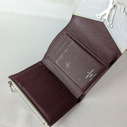 Louis Vuitton Bifold Wallets
