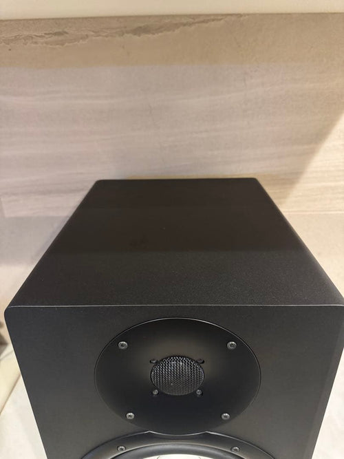 Yamaha Studio Monitor Speakers Hs8 2/2