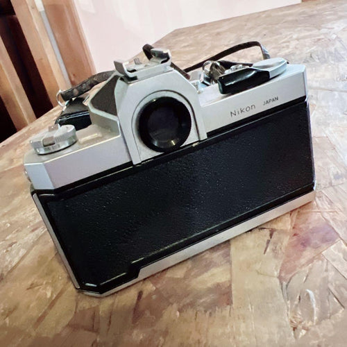 Nikomat Slr Camera (Film) Nikkor-H F/2