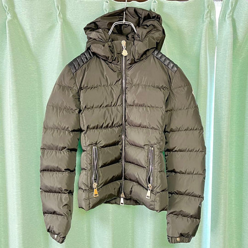 Moncler Down Jacket 00