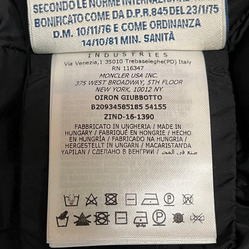 Moncler Down Jacket 00