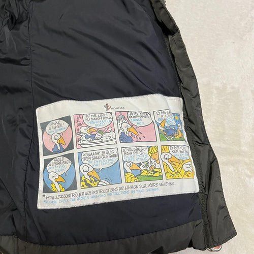 Moncler Down Jacket 00