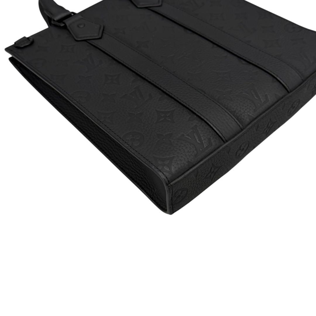 Louis Vuitton Tote Bags