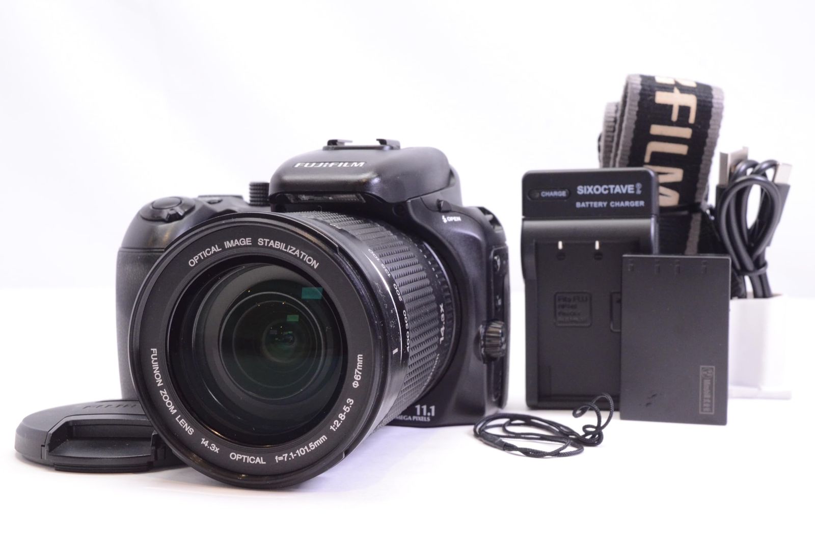Fujifilm Compact Digital Camera Finepix S100Fs 14.3