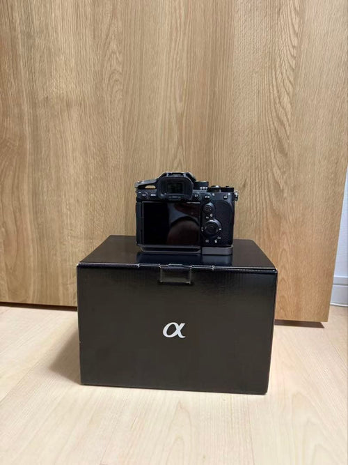 Sony Digital Slr 7R V