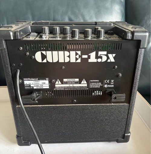 Roland Guitar Amplifiers Cube-15X