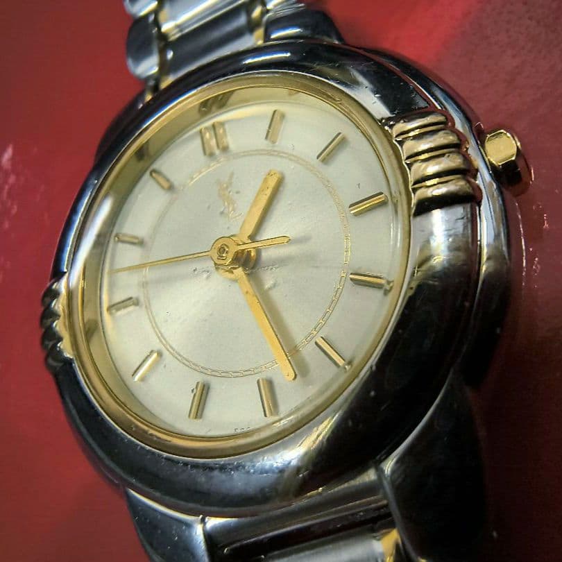Yves Saint Laurent Quartz Watches 5930-F92474
