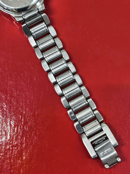 Yves Saint Laurent Quartz Watches 5930-F92474